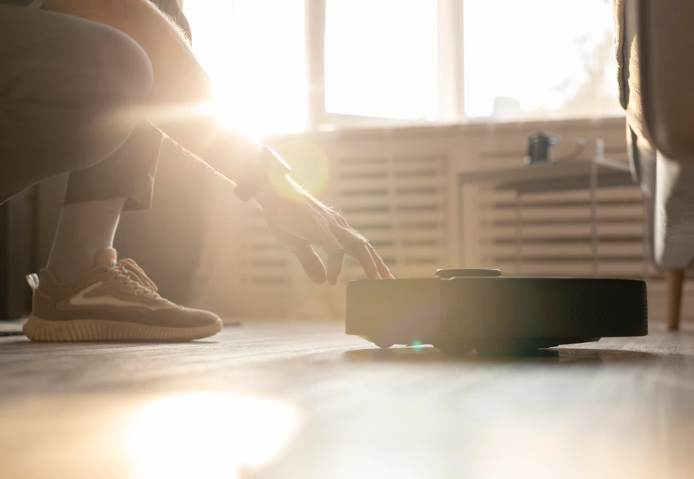 robot vacuum cleaner sweeping and mopping